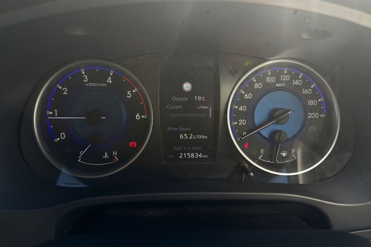 2020 Toyota Hilux SR5 GUN126R 4X4