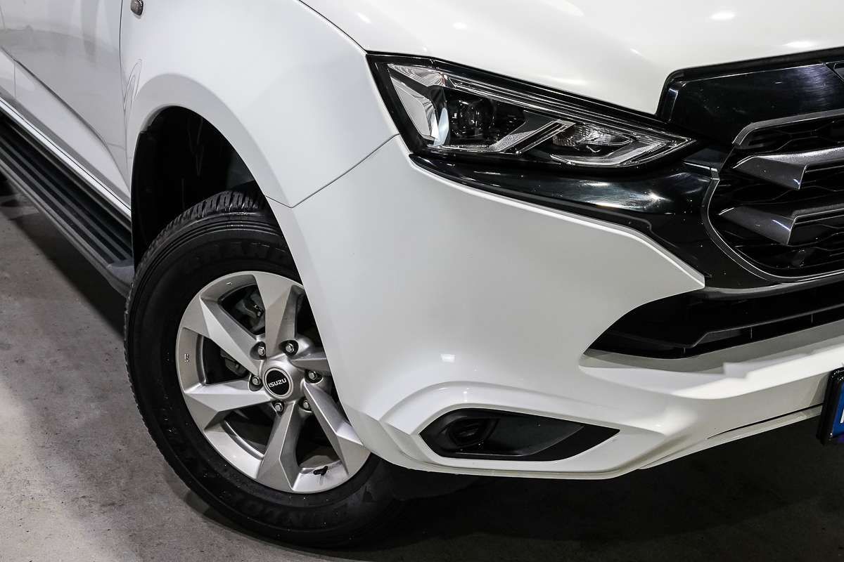 2023 Isuzu MU-X LS-M