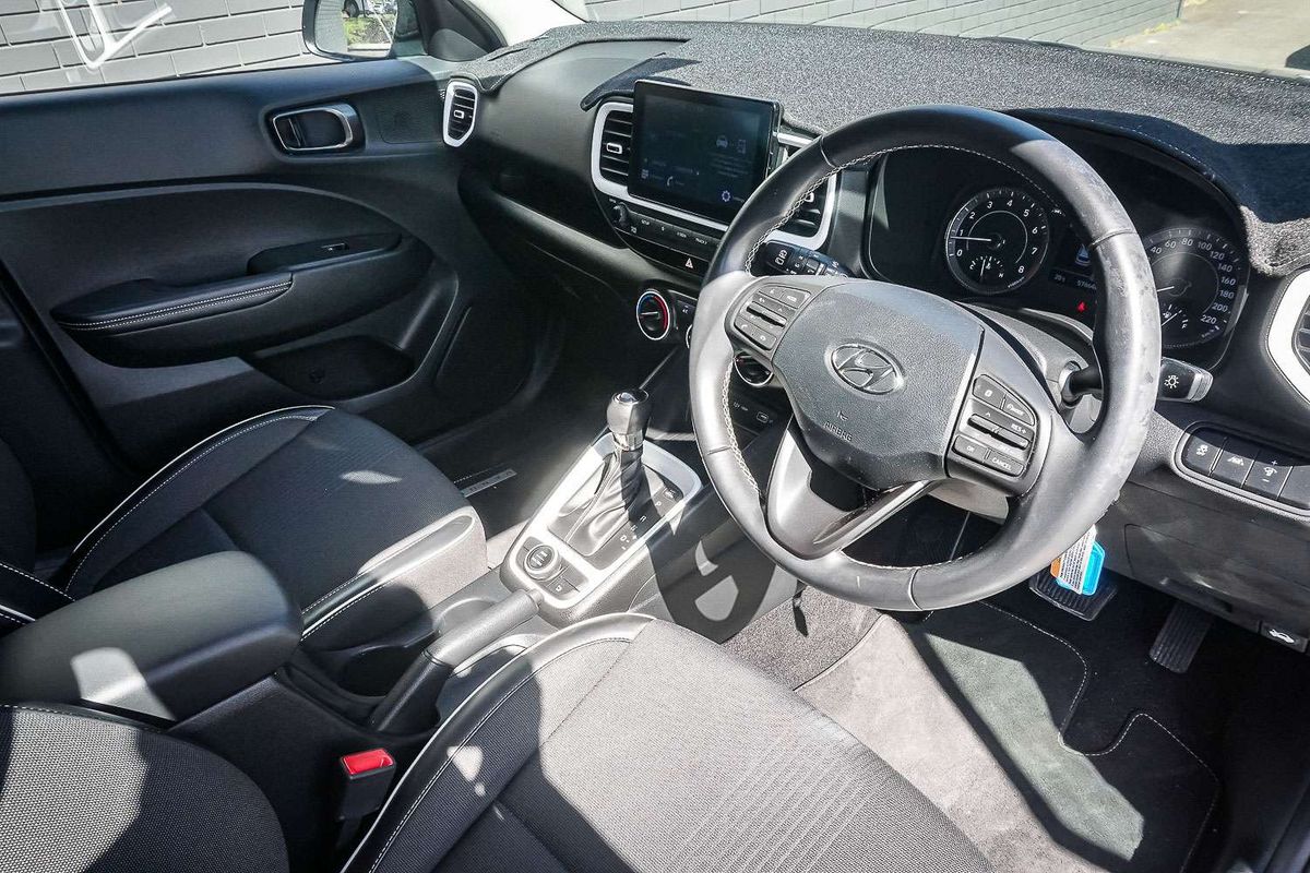 2022 Hyundai Venue Active QX.V4