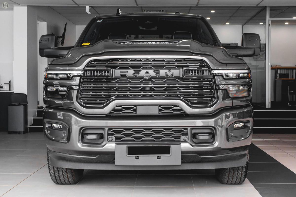 2026 RAM 2500 Laramie DJ 4X4