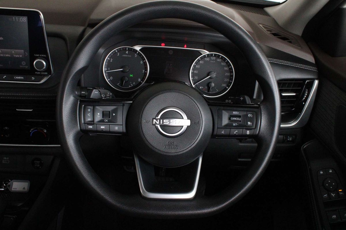 2024 Nissan X-TRAIL ST T33