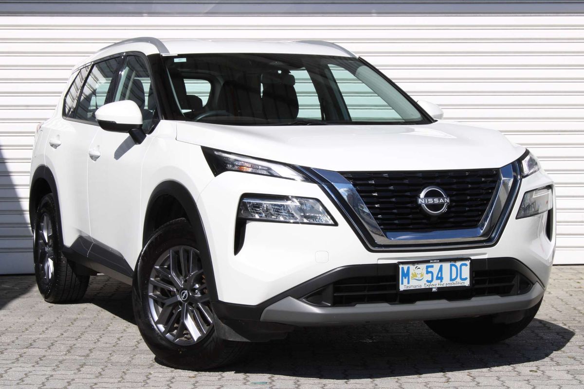 2024 Nissan X-TRAIL ST T33