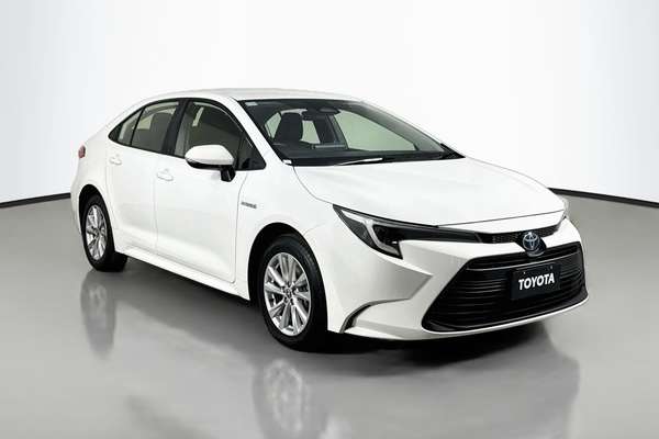 2024 Toyota Corolla Sedan 1.8L Hyb CVT Ascent Sport