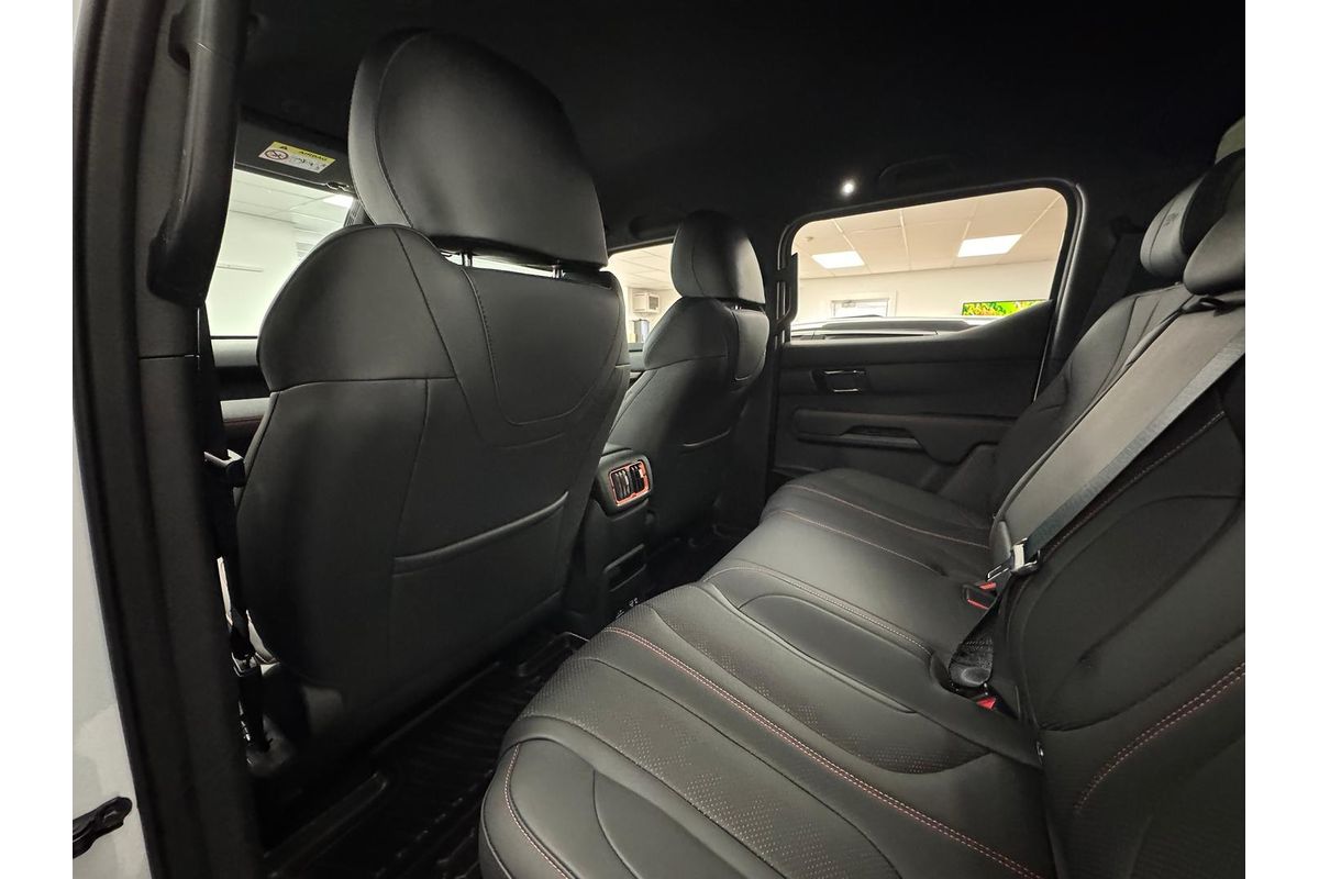 2026 BYD SHARK 6 Premium All Wheel Drive image 17