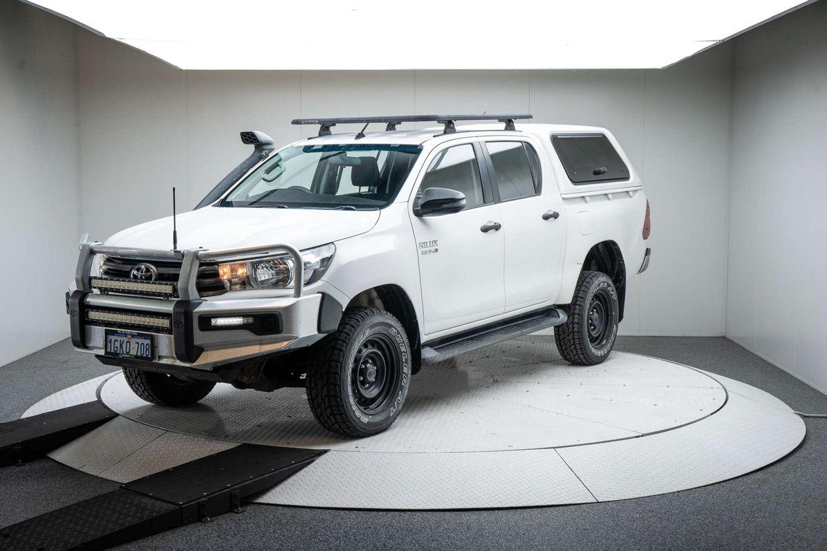 2017 Toyota Hilux SR GUN126R 4X4