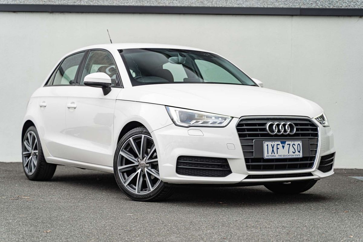 2015 Audi A1 8X