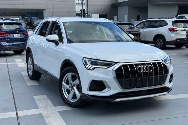 2022 Audi Q3 35 TFSI F3