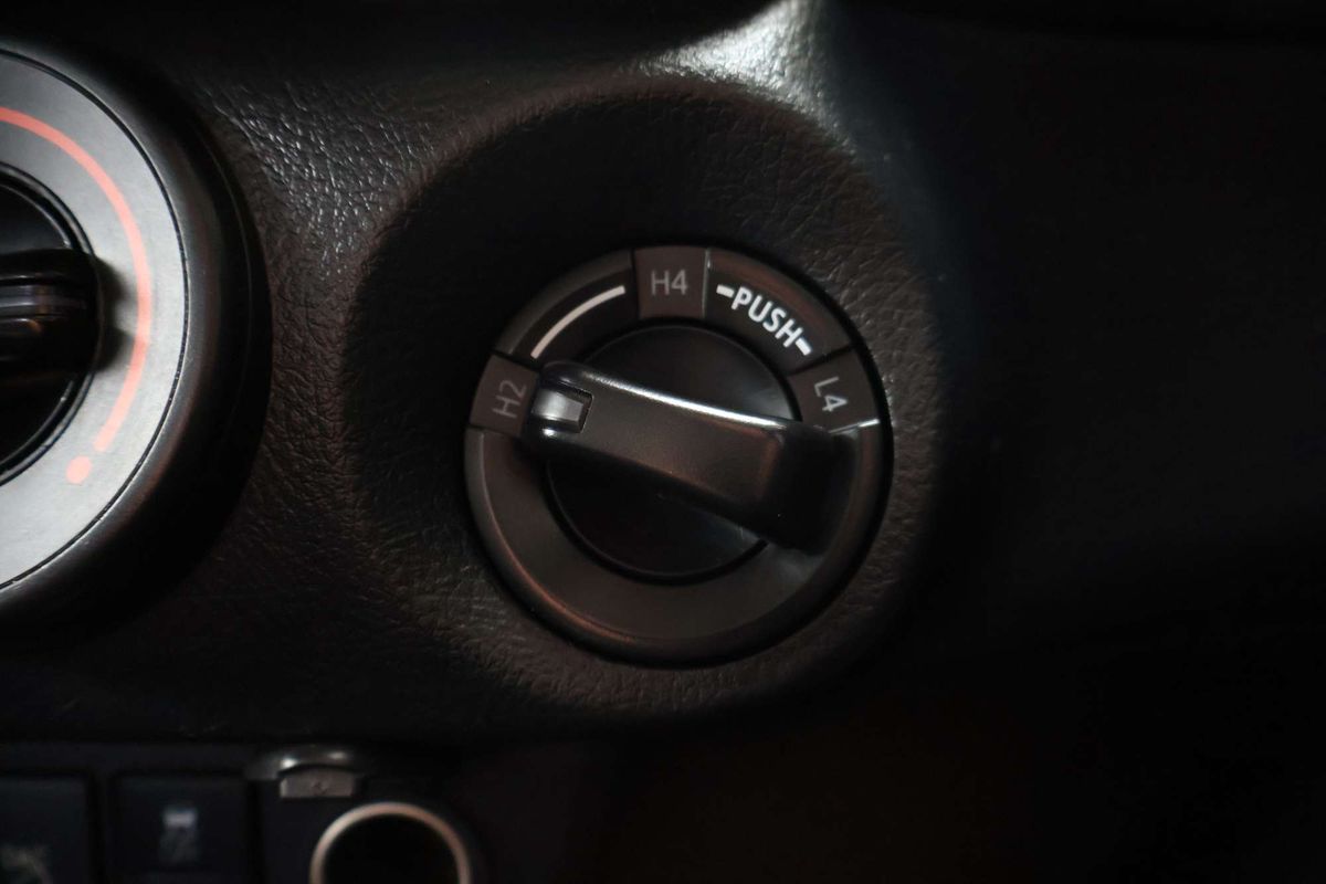 2022 Toyota Hilux SR GUN126R 4X4 image 19