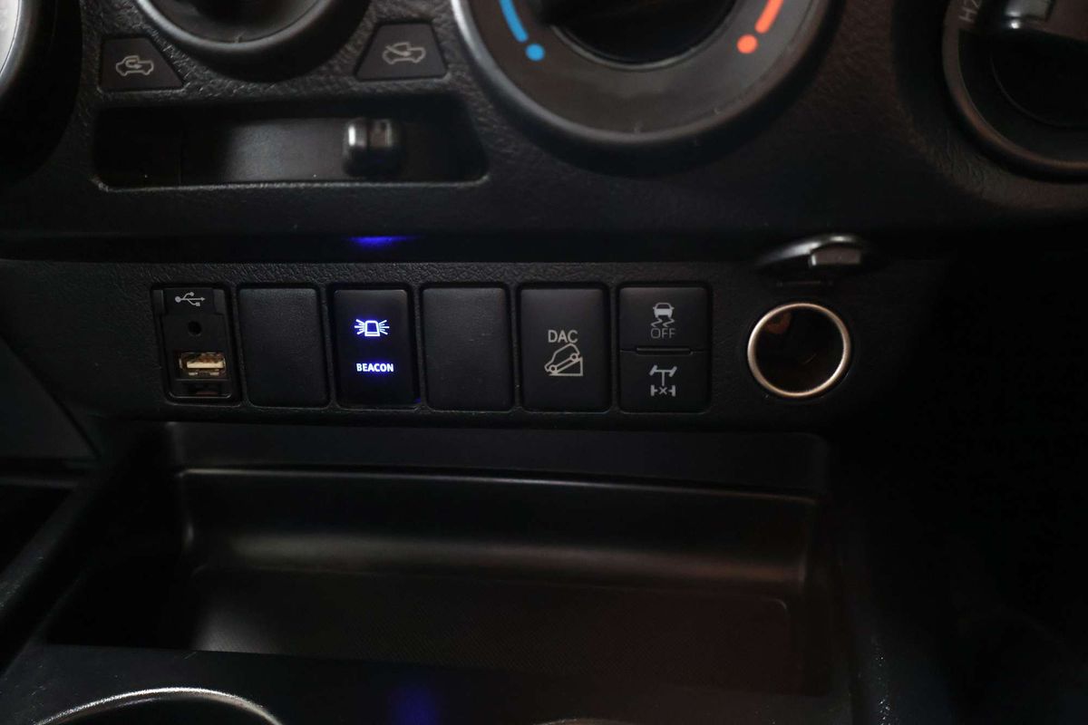 2022 Toyota Hilux SR GUN126R 4X4 image 20