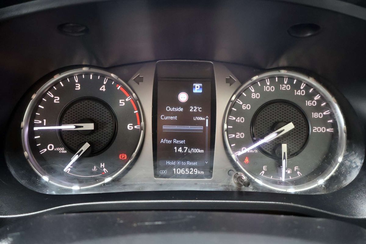 2022 Toyota Hilux SR GUN126R 4X4 image 21