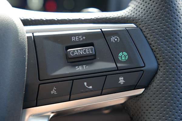 2025 Mitsubishi Outlander Aspire ZM thumb-14