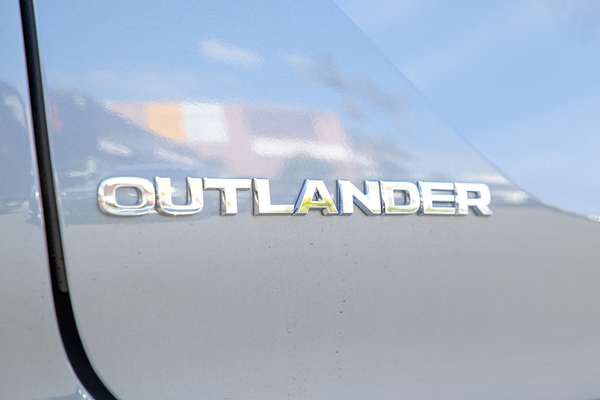 2025 Mitsubishi Outlander Aspire ZM thumb-20