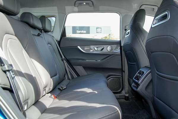 2026 Chery Tiggo 7 Super Hybrid Urban T32 thumb-8