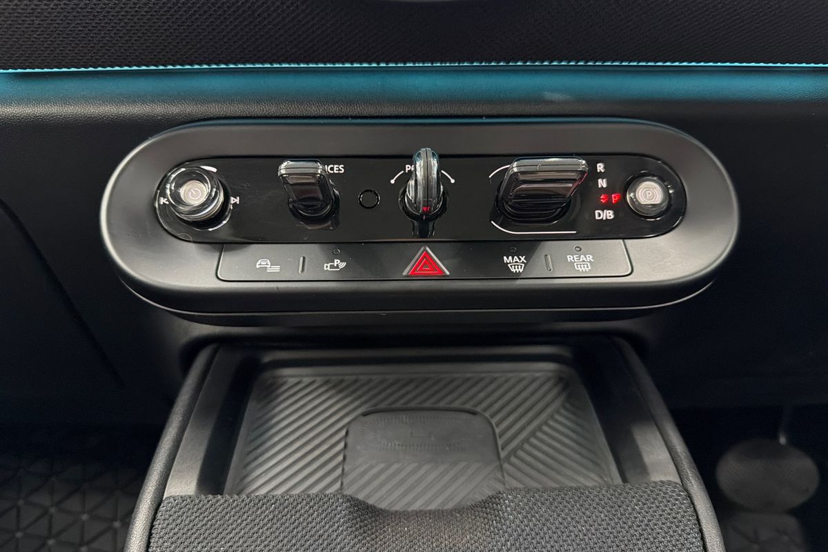 2024 MINI Countryman SE Classic U25