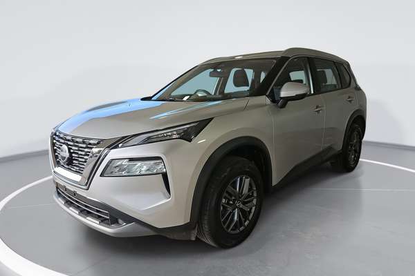 2025 Nissan X-TRAIL ST T33