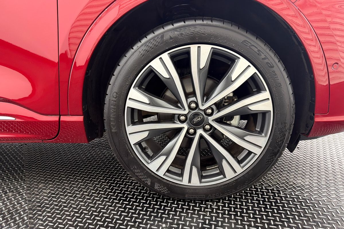 2021 Ford Escape Vignale ZH