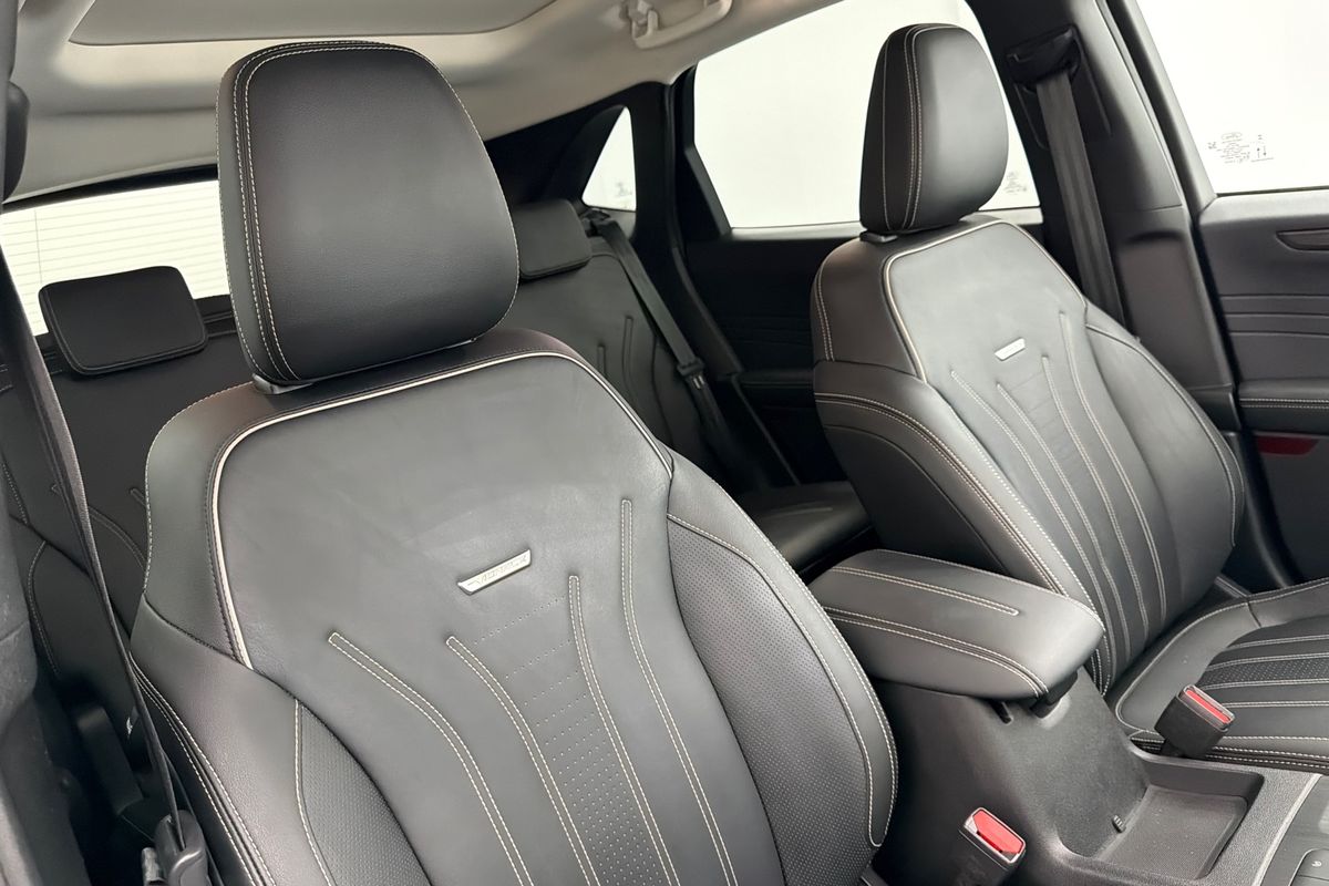 2021 Ford Escape Vignale ZH