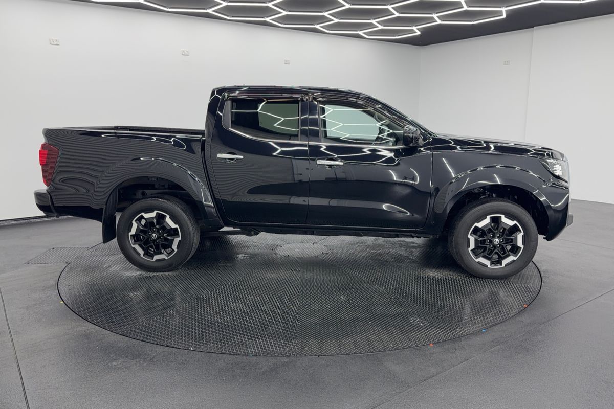 2022 Nissan Navara ST-X D23 4X4