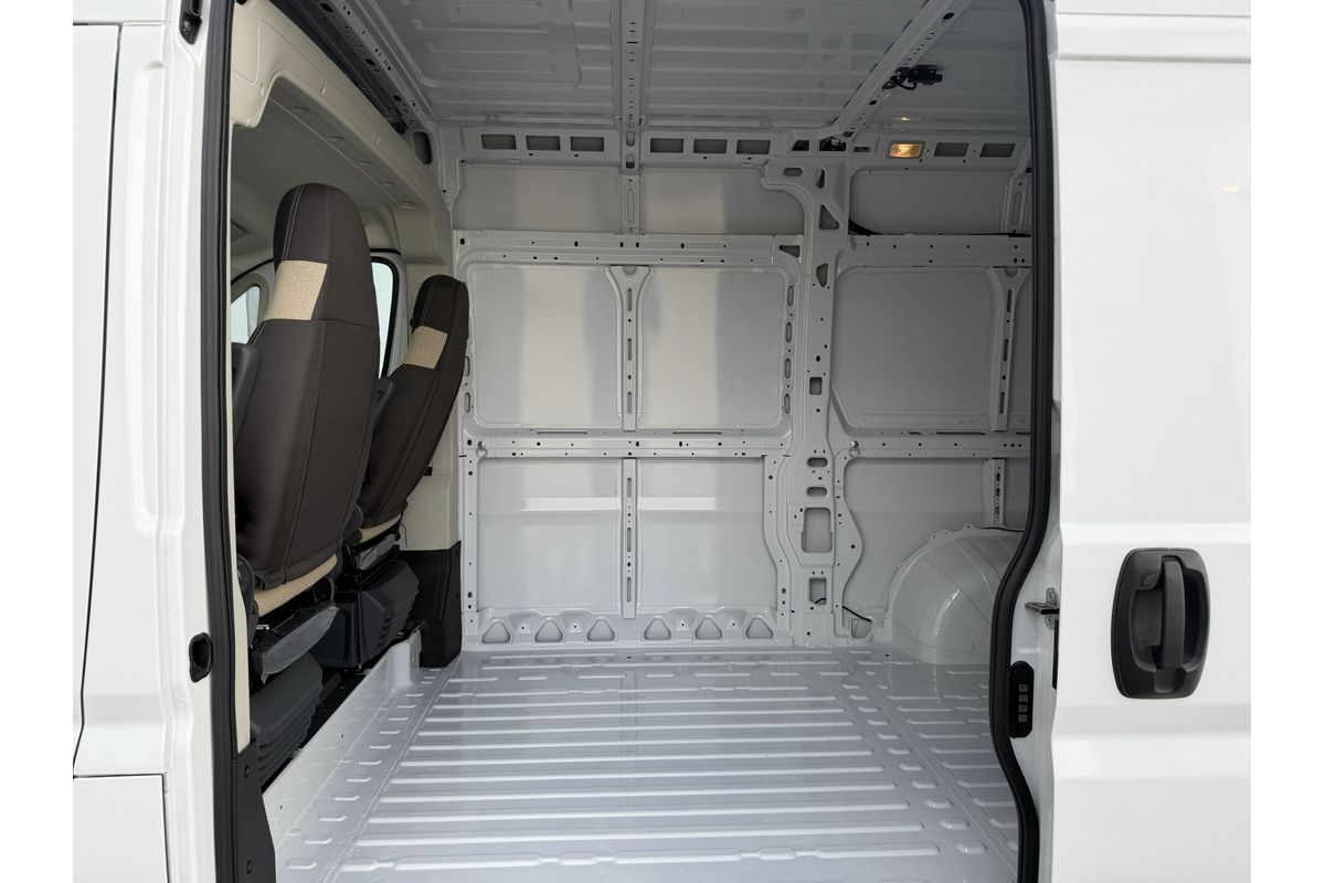 2025 Fiat Ducato Series 2 MWB Mid Roof