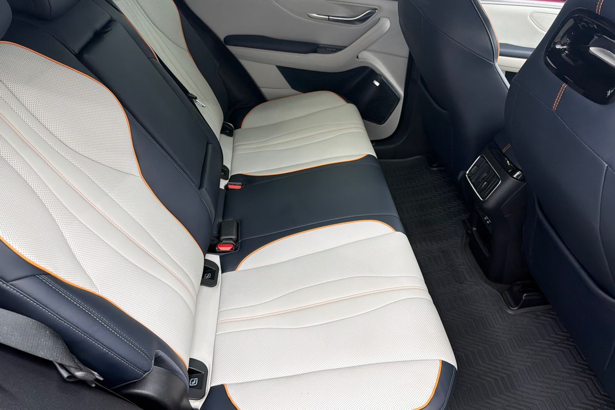 2024 BYD SEALION 6 Premium