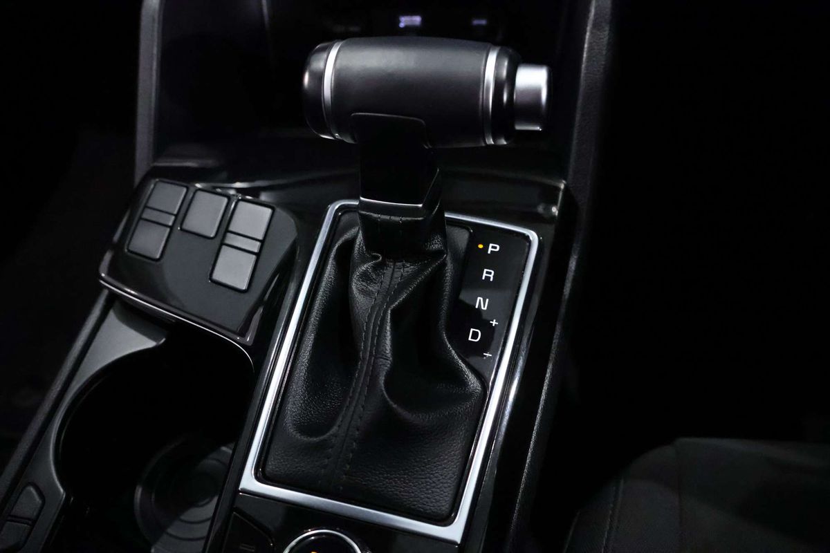 2023 Kia Sportage SX NQ5
