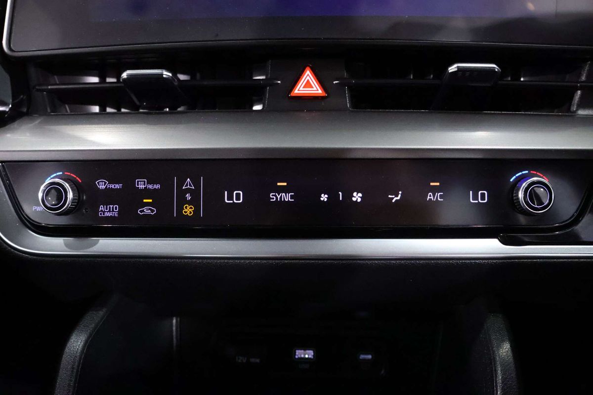 2023 Kia Sportage SX NQ5