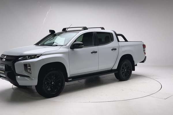 2021 Mitsubishi Triton GSR MR 4X4 thumb-3
