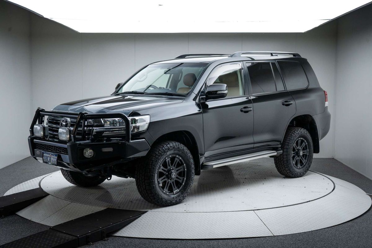 2017 Toyota Landcruiser GXL VDJ200R