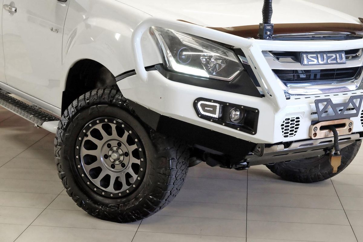 2020 Isuzu D-MAX LS-M 4X4 image 6