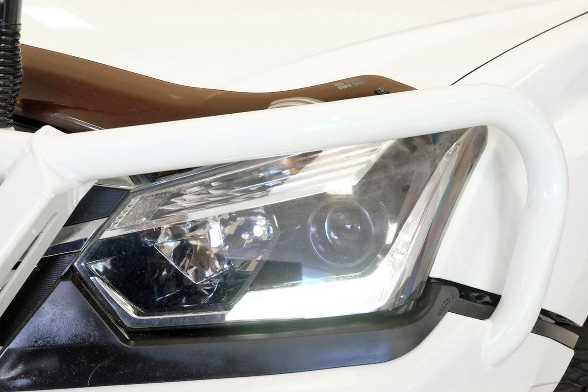 2020 Isuzu D-MAX LS-M 4X4 image 16