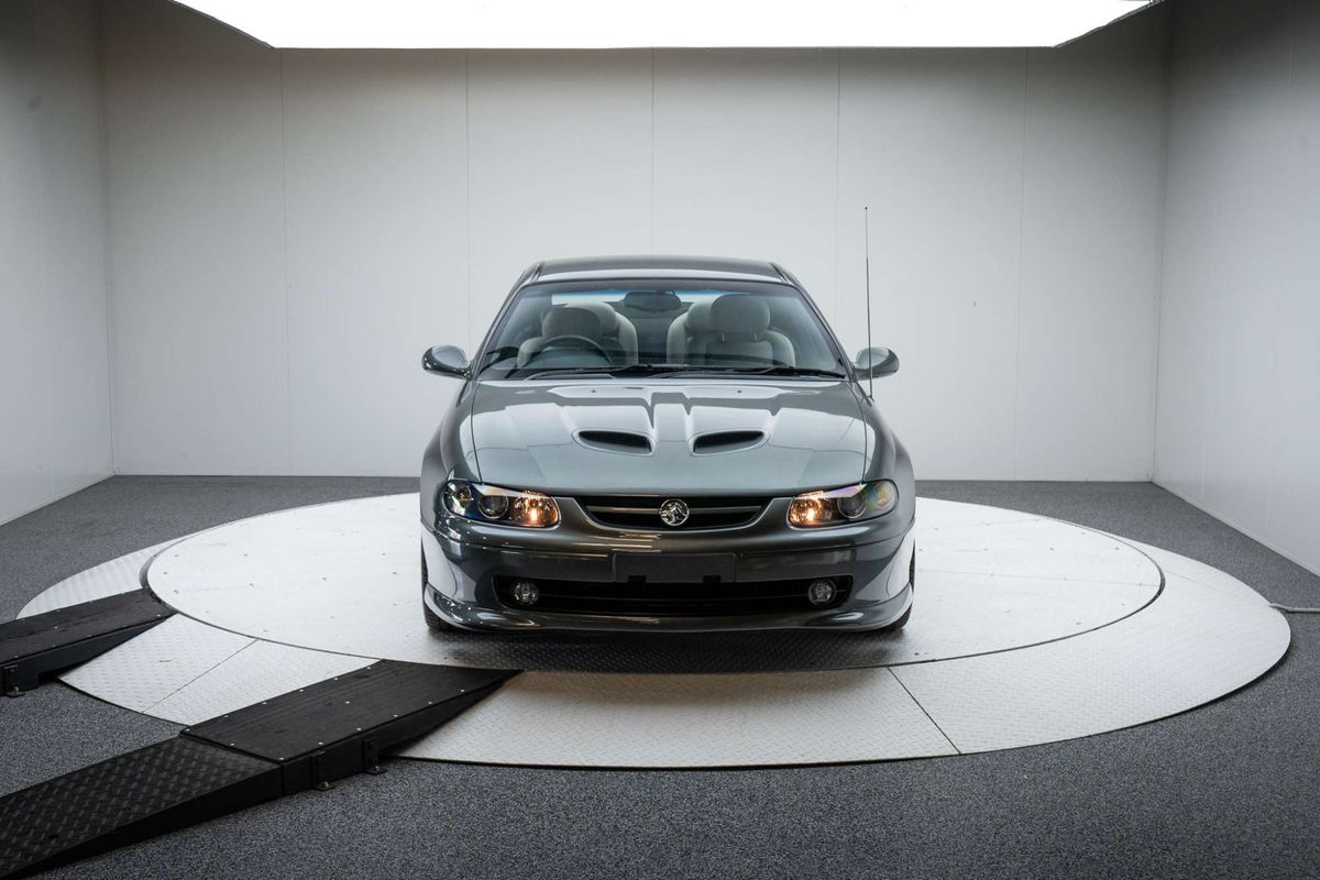 2003 Holden Monaro CV8 R V2 Series II