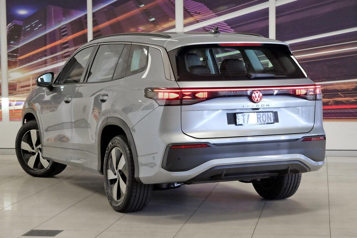 2025 Volkswagen Tayron 150TSI Life R4 image 2