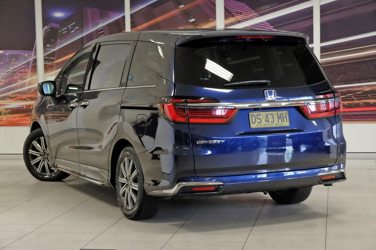 2021 Honda Odyssey Vi LX7 5th Gen image 2