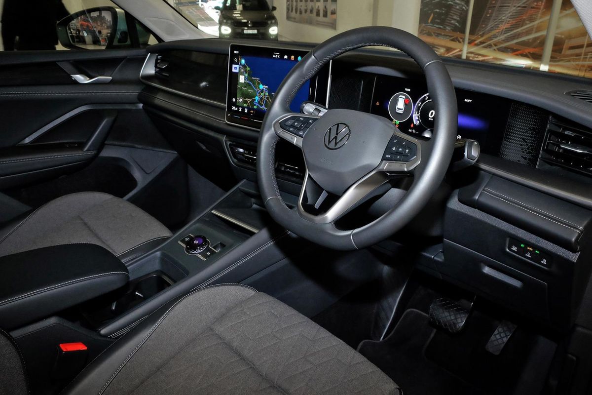 2025 Volkswagen Tayron 150TSI Life R4 image 7