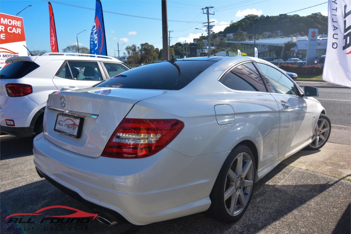 2011 Mercedes-Benz C350 BE W204 MY11