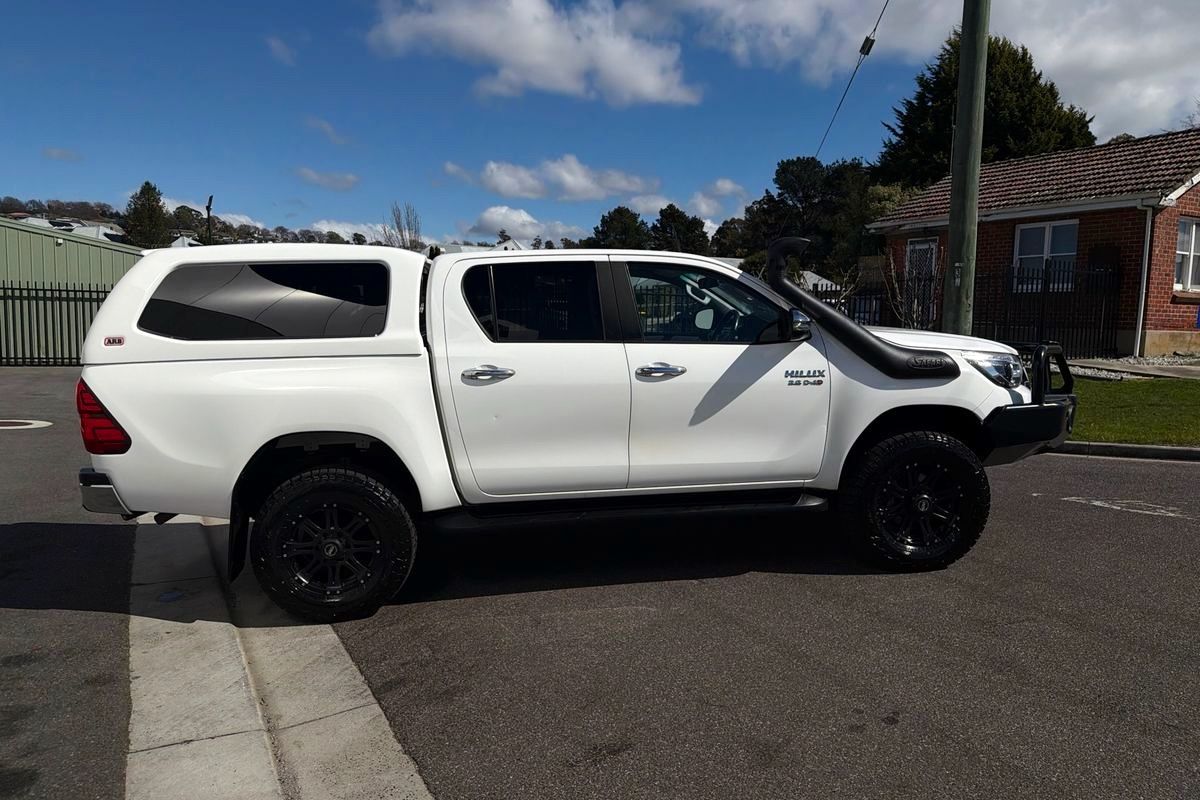 2020 Toyota Hilux SR5 GUN126R 4X4