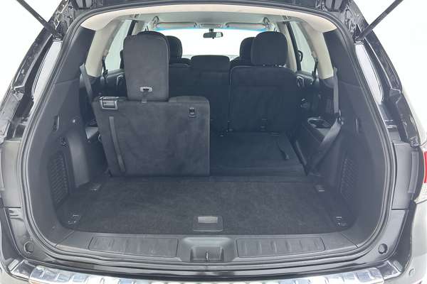 2016 Nissan Pathfinder ST R52 thumb-20