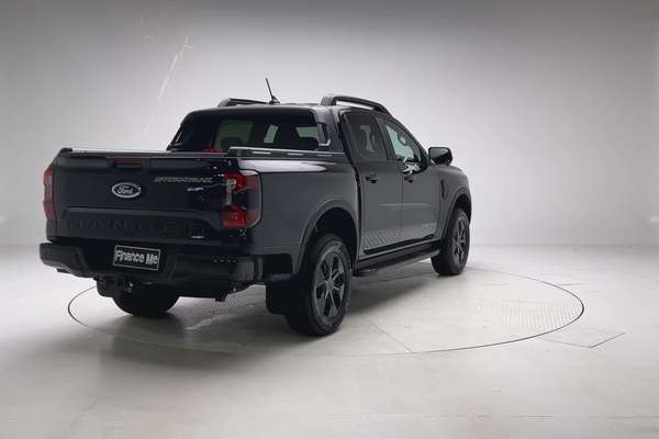 2025 Ford Ranger PHEV Stormtrak 4X4 2.3L thumb-1