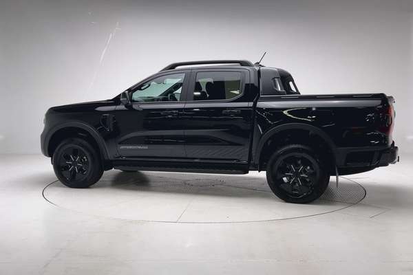 2025 Ford Ranger PHEV Stormtrak 4X4 2.3L thumb-7