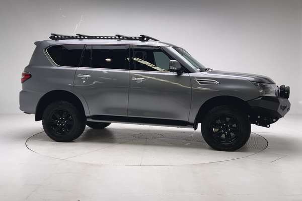 2021 Nissan Patrol Ti Y62 thumb-3
