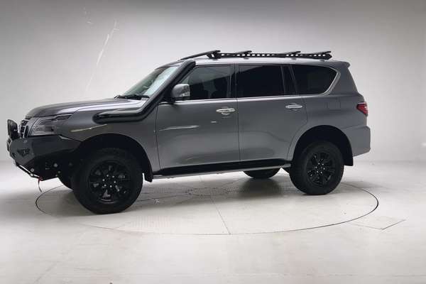 2021 Nissan Patrol Ti Y62 thumb-6
