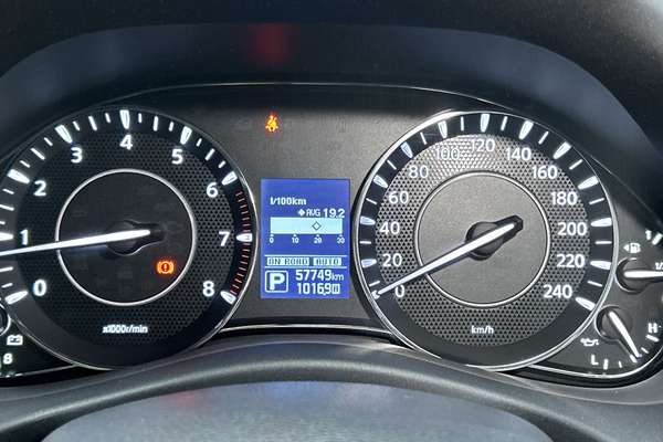 2021 Nissan Patrol Ti Y62 thumb-13