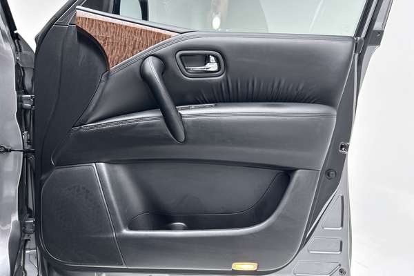 2021 Nissan Patrol Ti Y62 thumb-18