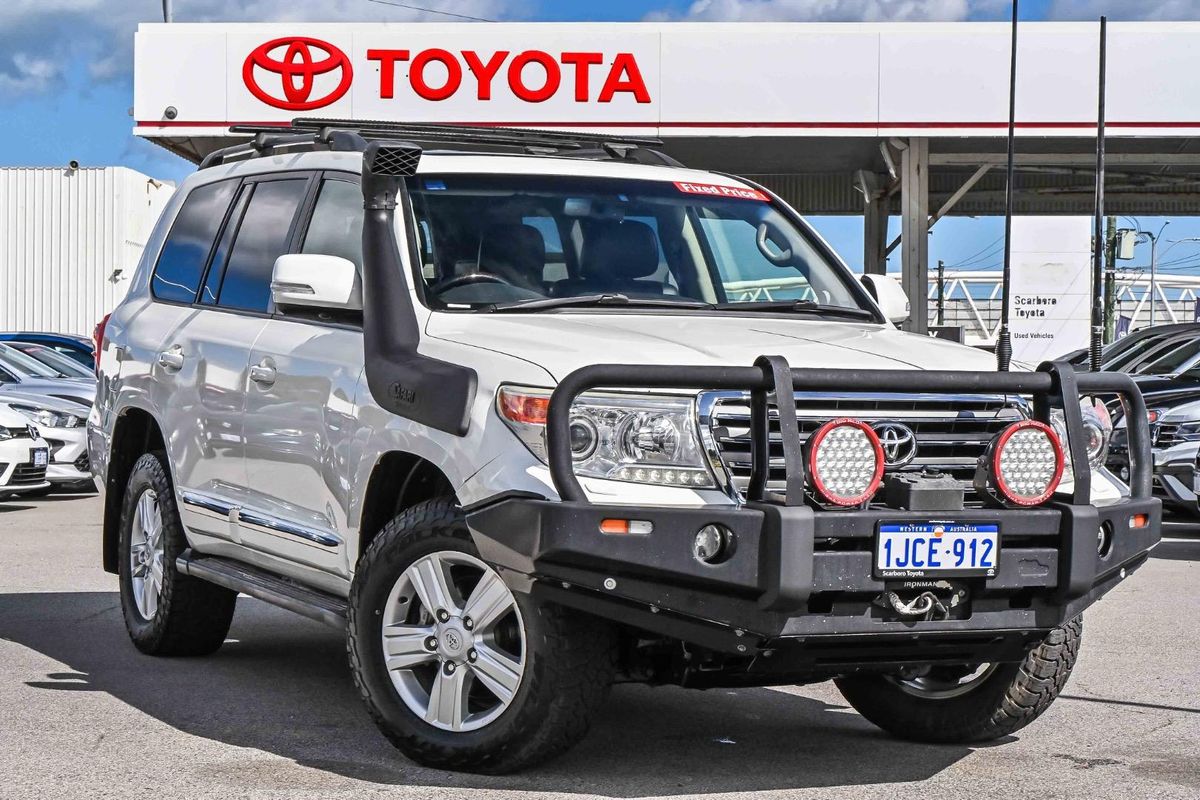2014 Toyota Landcruiser Sahara VDJ200R