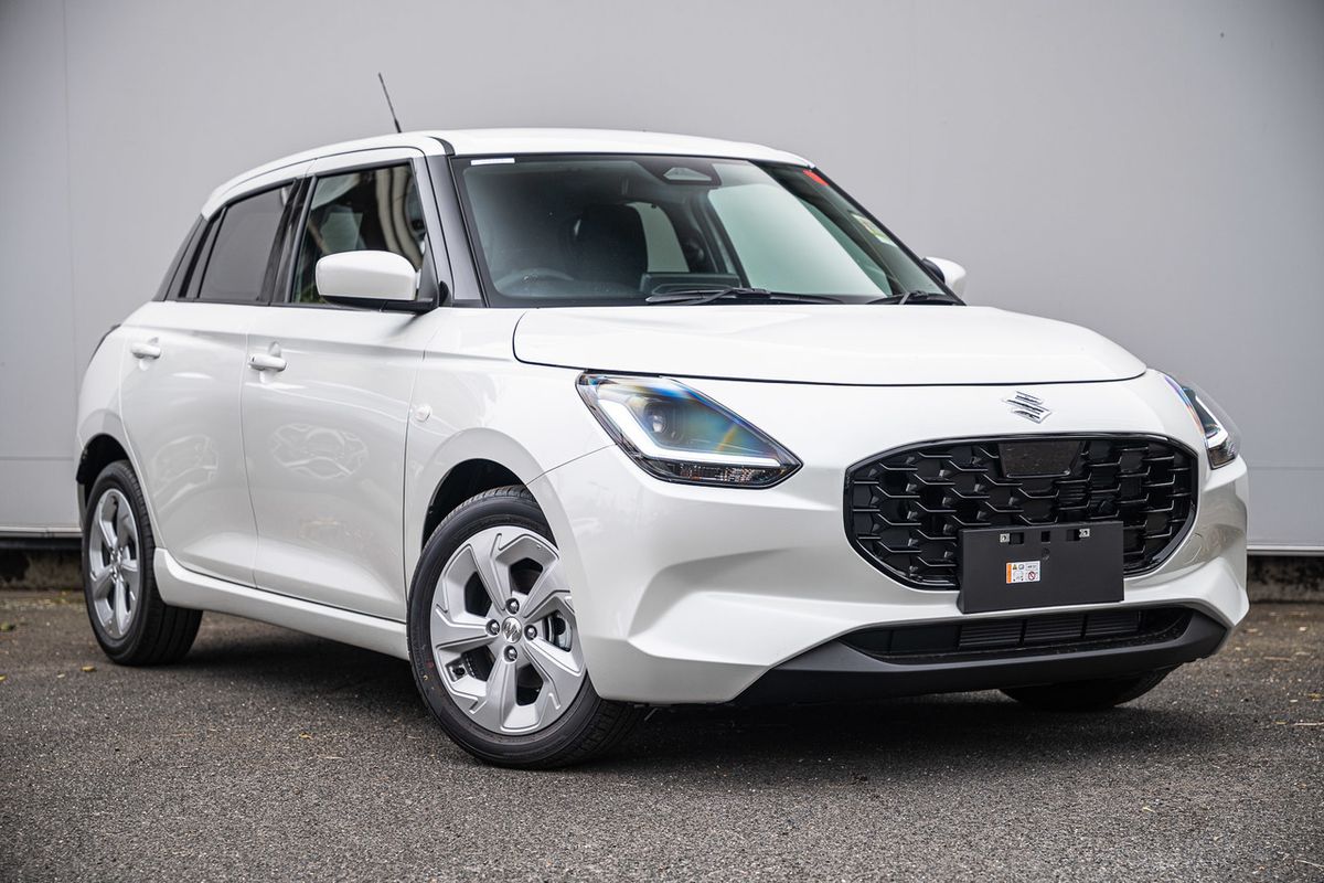 2026 Suzuki Swift Hybrid Plus UZ