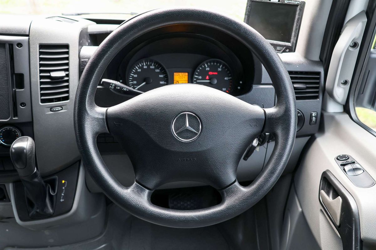 2012 Mercedes-Benz Sprinter 319CDI NCV3 MWB Low Roof image 18