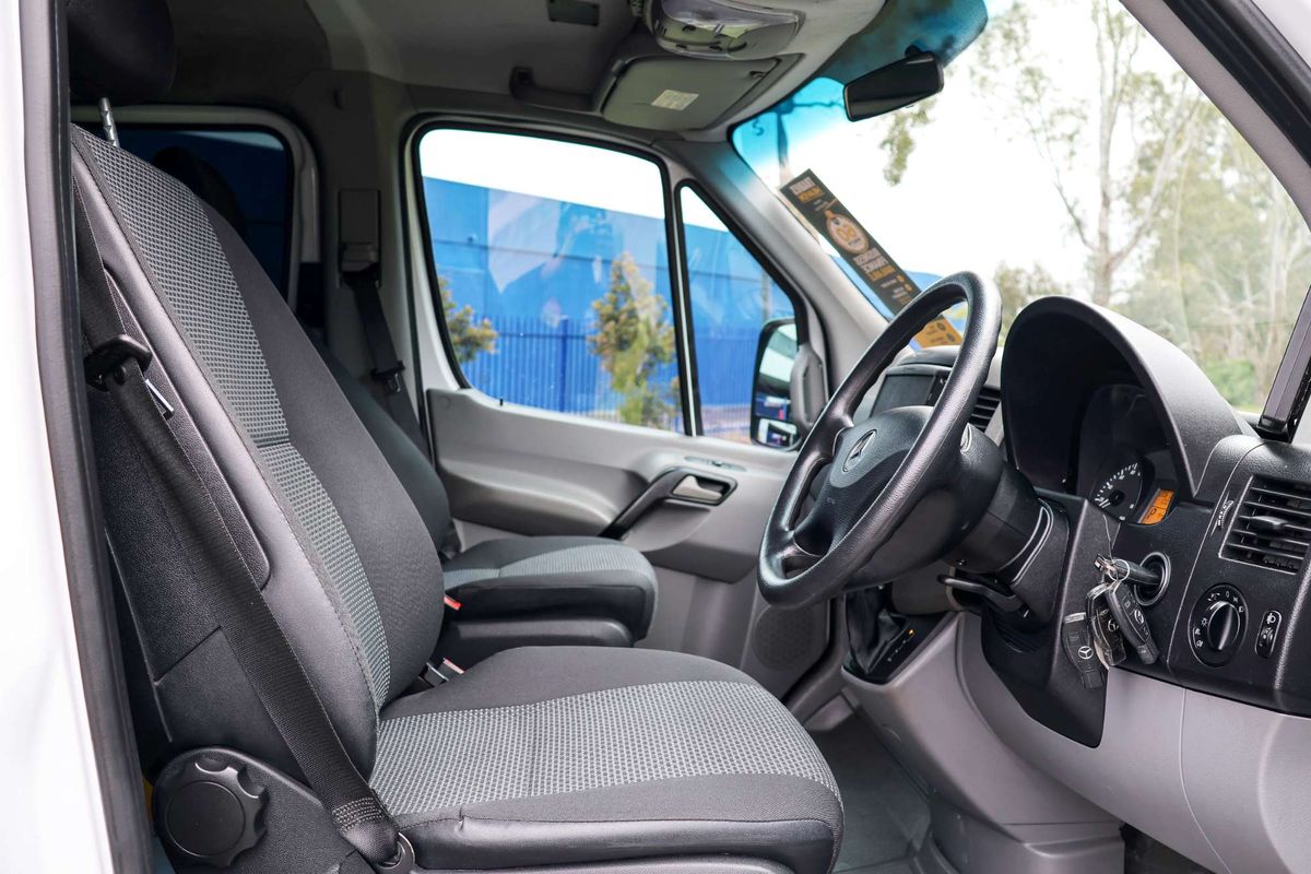 2012 Mercedes-Benz Sprinter 319CDI NCV3 MWB Low Roof image 25
