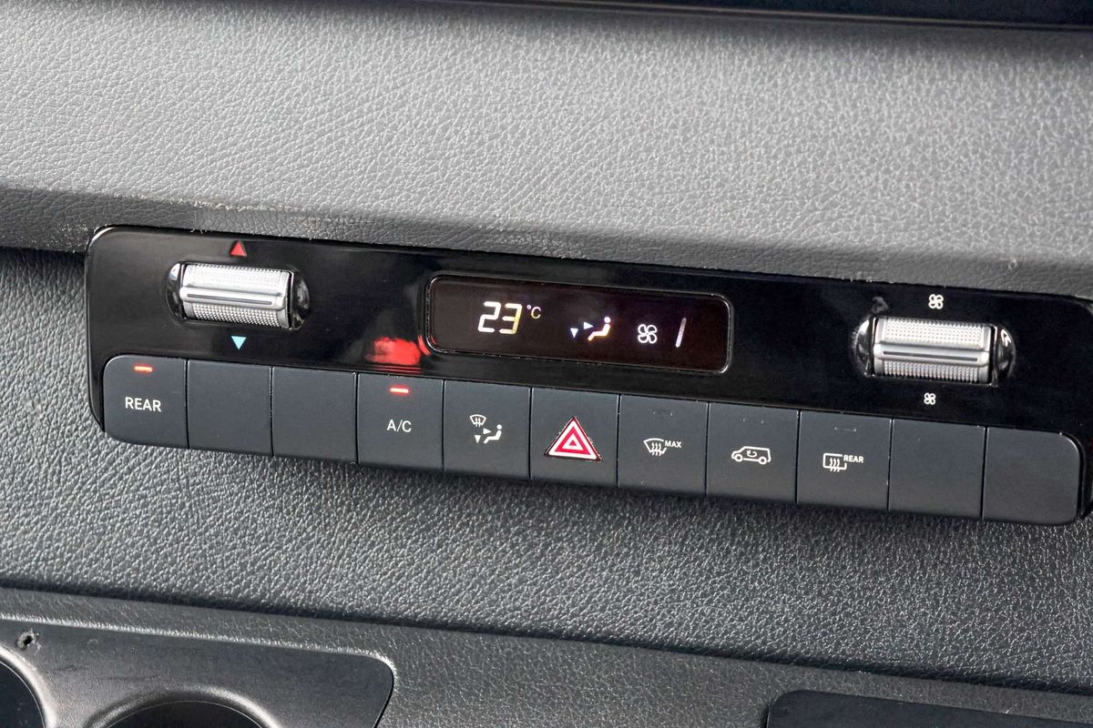 2020 Mercedes-Benz Sprinter 419CDI VS30 MWB Low Roof image 20
