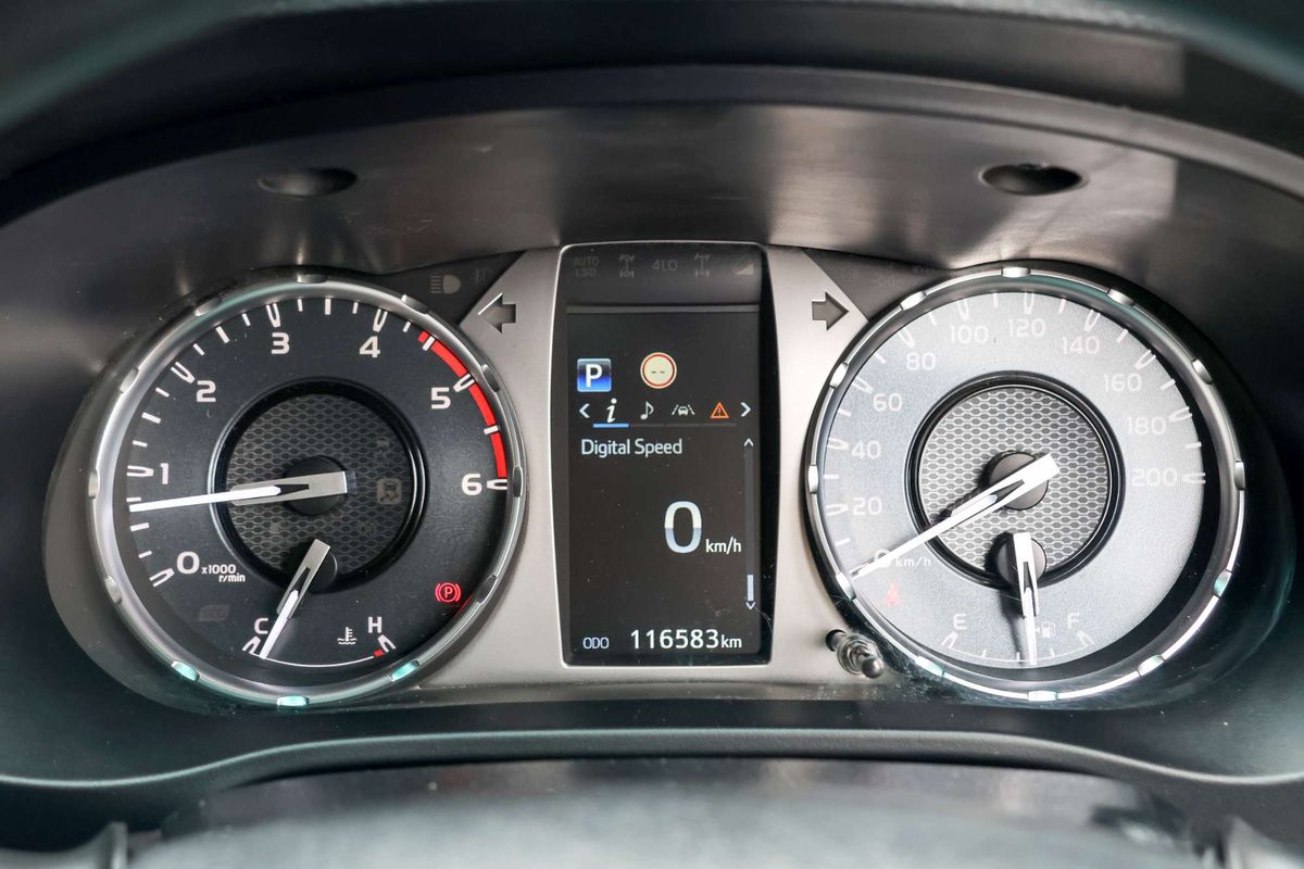 2021 Toyota Hilux SR GUN126R 4X4 image 29