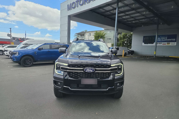 2026 Ford Ranger Platinum 4X4 3.0L thumb-2